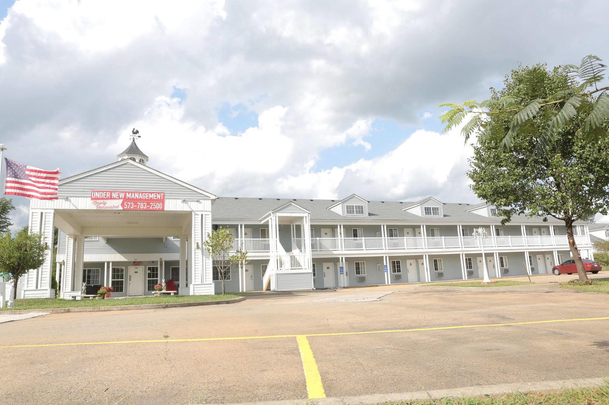 Madison Inn Lodge Fredericktown Bagian luar foto