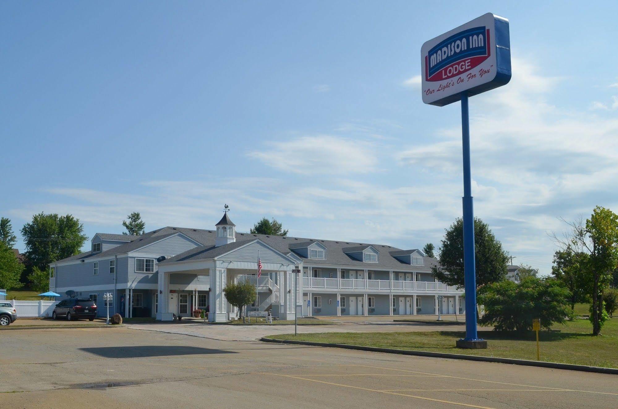 Madison Inn Lodge Fredericktown Bagian luar foto