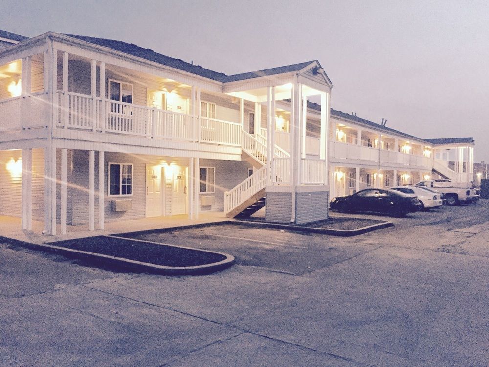 Madison Inn Lodge Fredericktown Bagian luar foto
